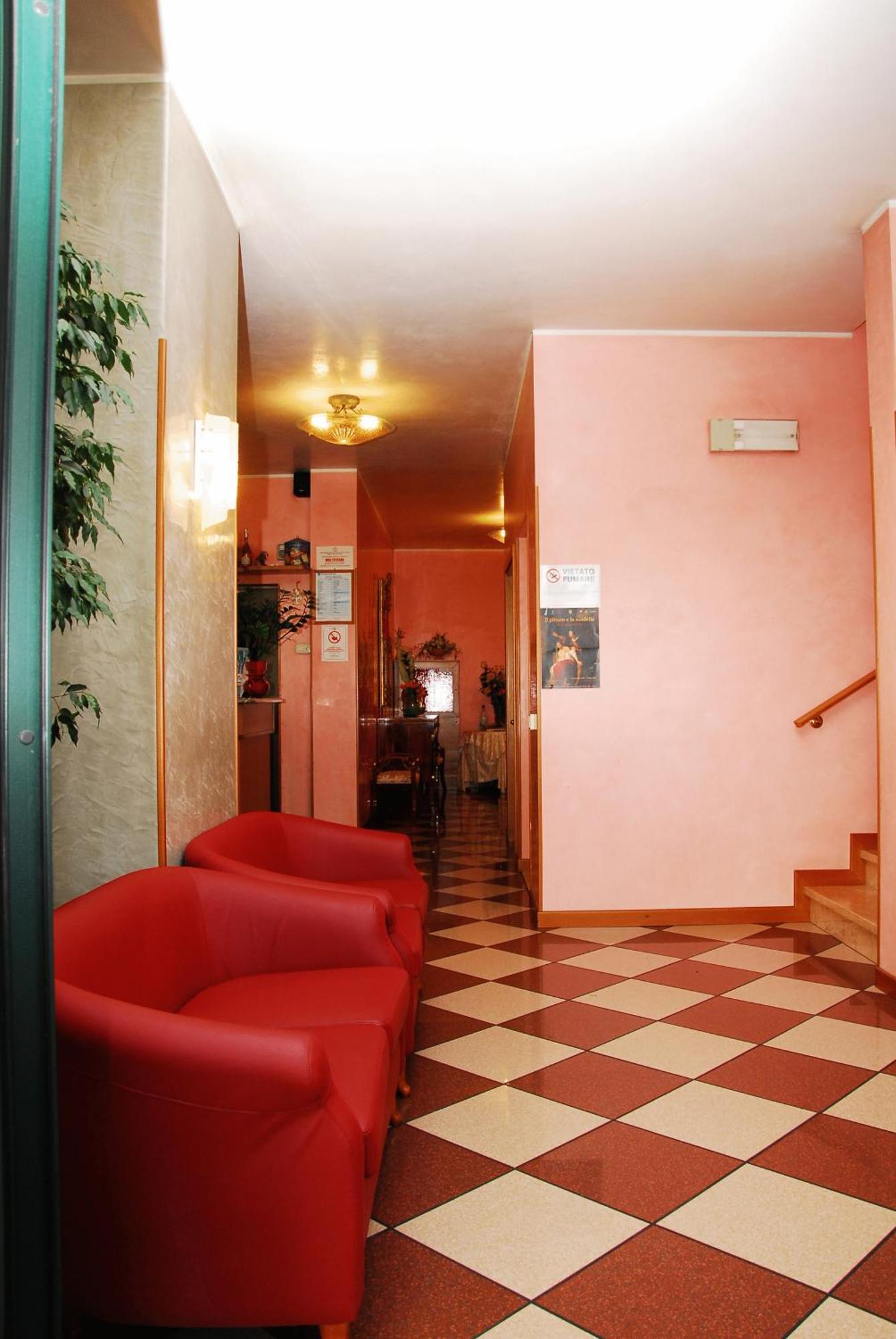 Hotel Ristorante Al Bassanello バッサーノ・デル・グラッパ エクステリア 写真